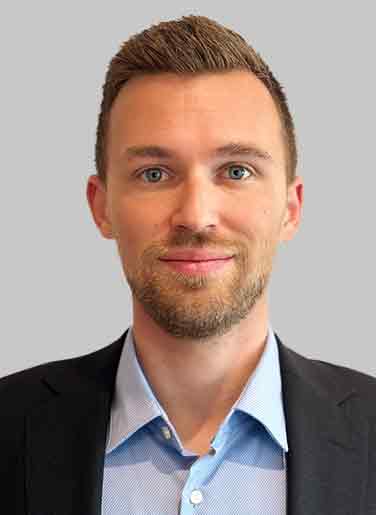 Etienne Marti | Senior Geofísico | SRK Chile